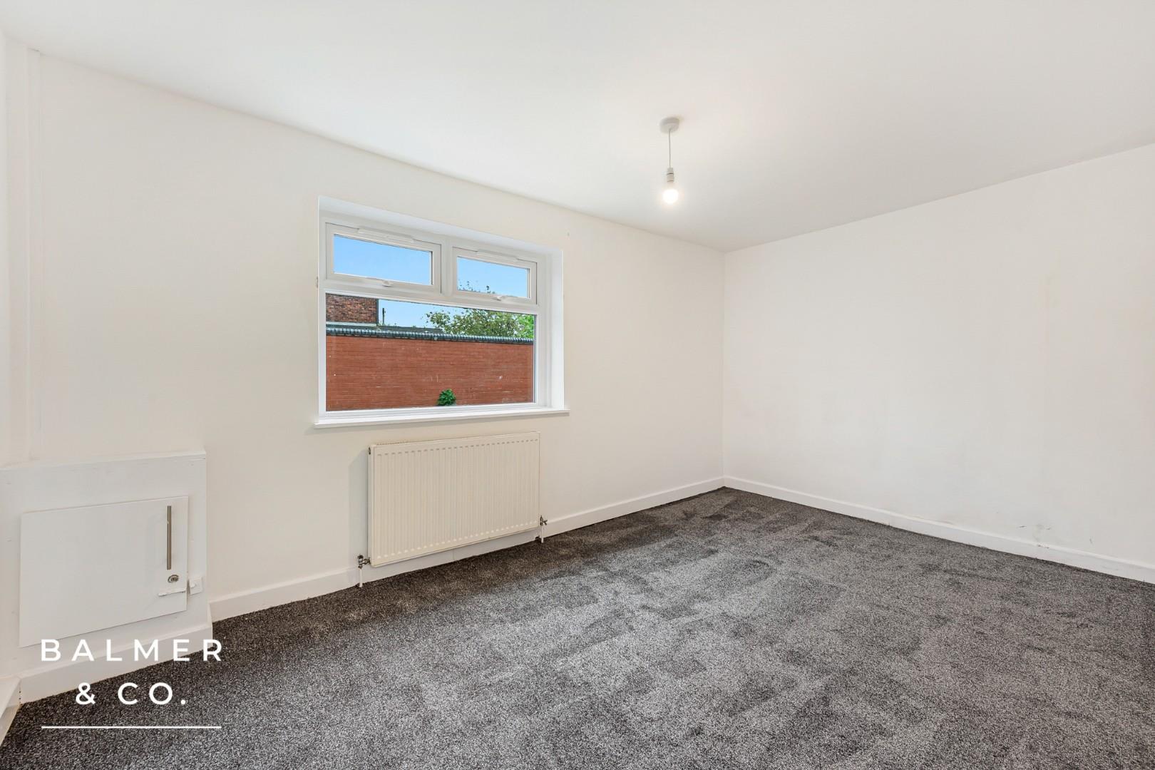 Property To Let on Wigan Road, Leigh, WN7 Balmer & Co